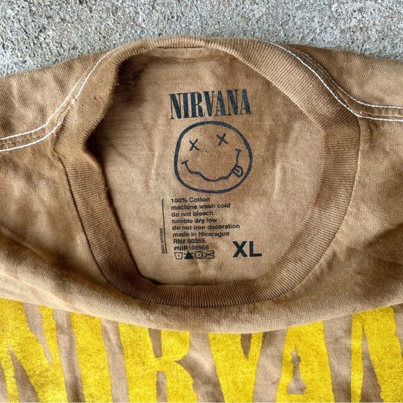NIRVANA Brown T-Shirt with Yellow Graphic - Picture 3 of 6
